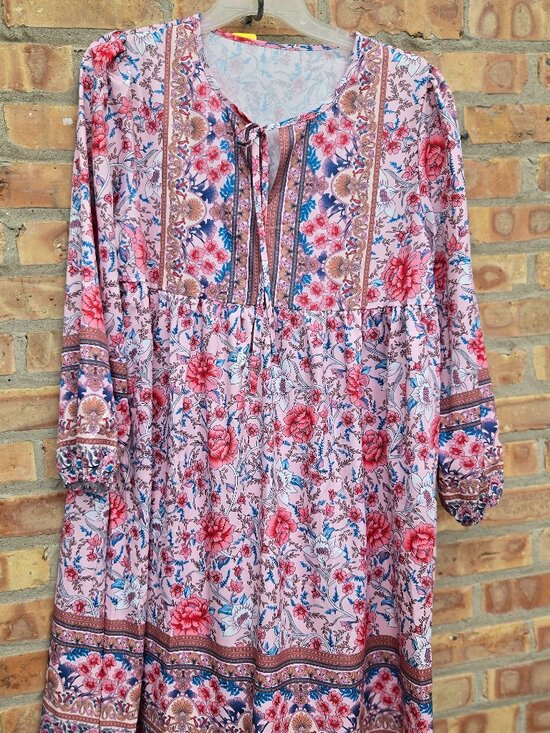 Dresses & Skirts - Floral Print Dress